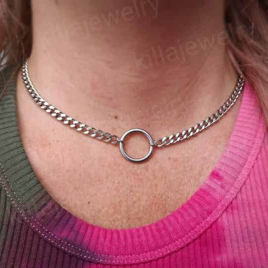 O ring curb chain necklace