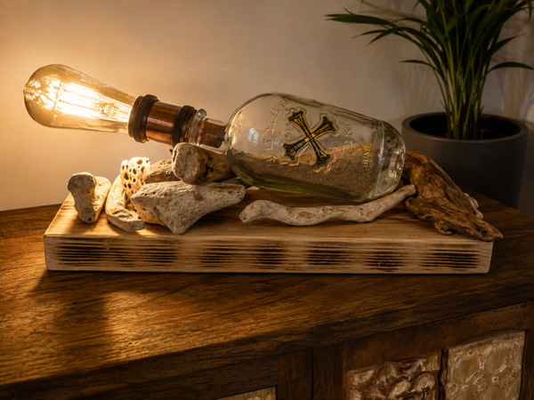 The Castaway – Handcrafted Driftwood & Upcycled Bottle Lamp