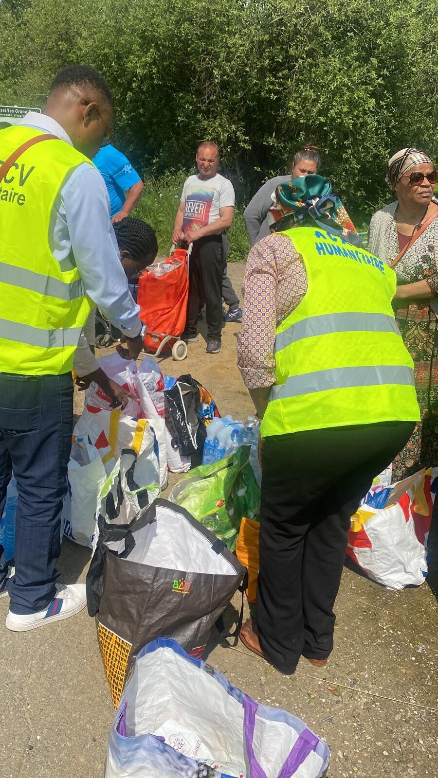 aide-alimentaire-chez-les-personnes-g-es-7-standard.jpg