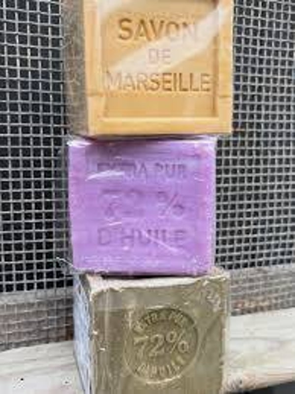 Marseillezeep Cube, 300 gr.