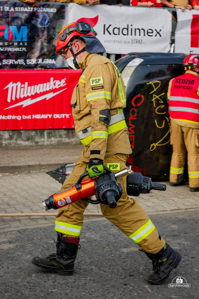 2m0b5460-standard.jpg