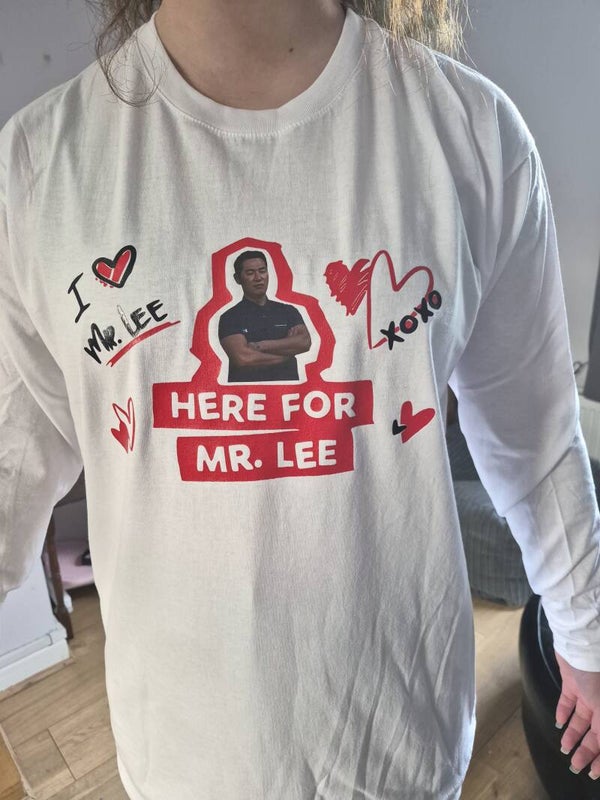 I'm here for mr Lee tshirt shortsleeve