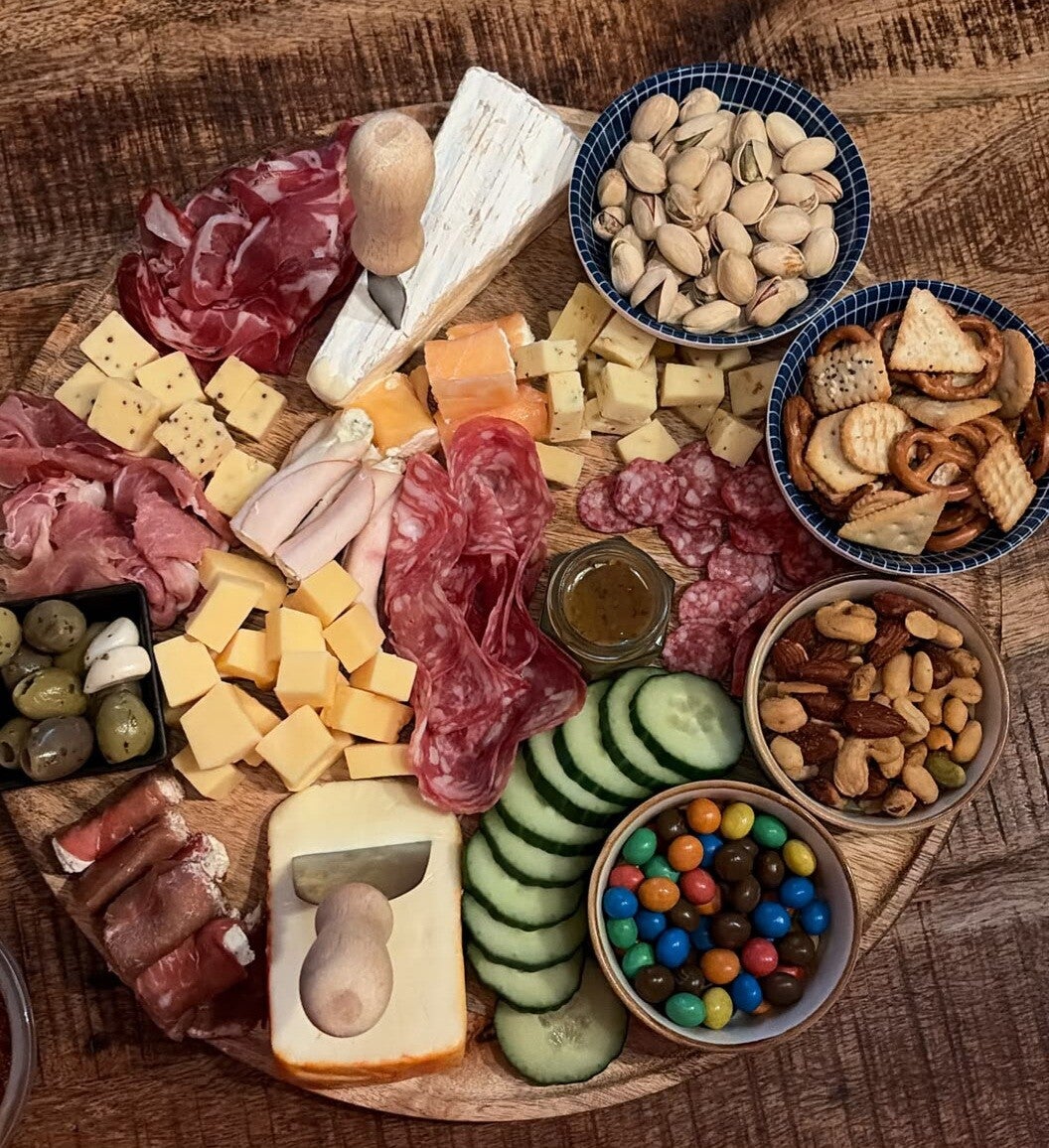 Borrel & Bites
