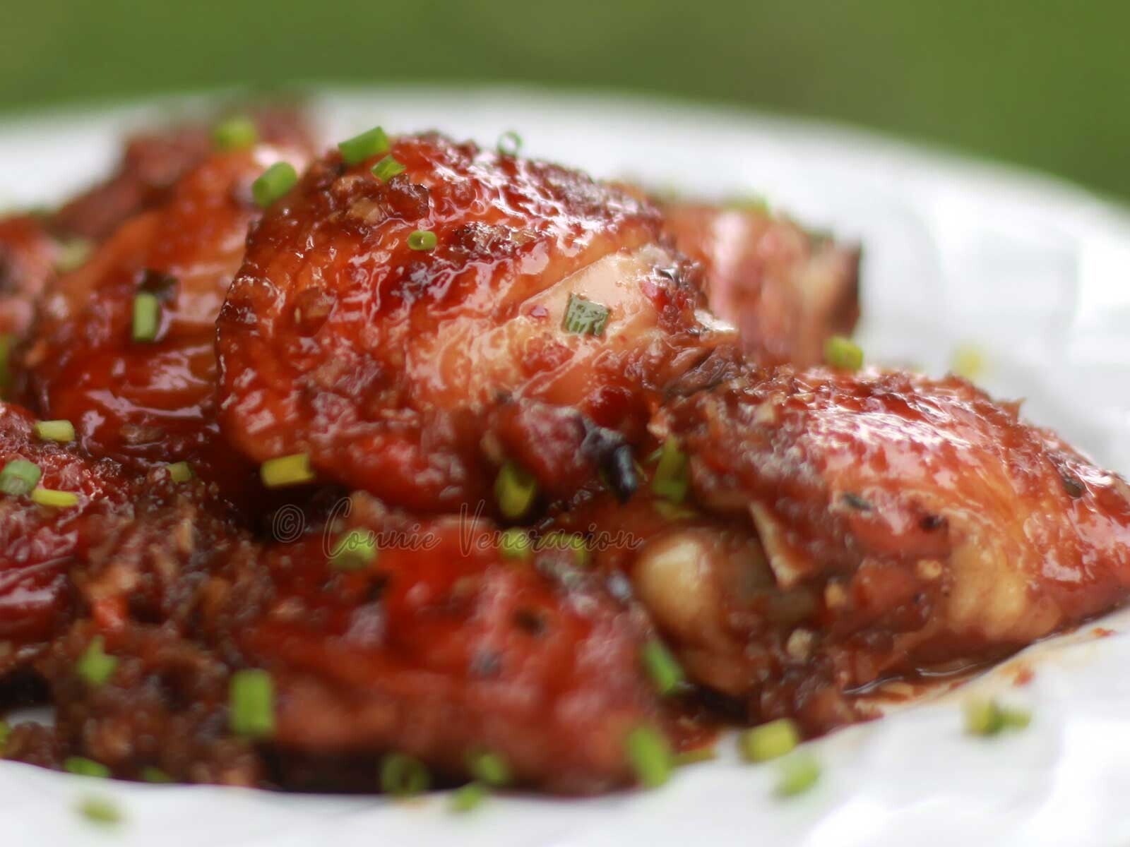Ribs & wings - aardappel gratin - salade - knoflooksaus