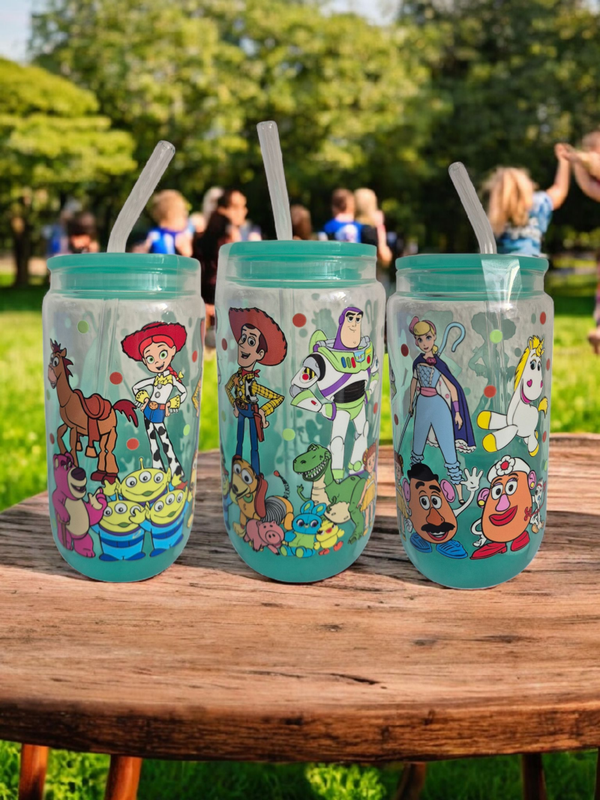 Trinkglas mit Deckel & Strohalm