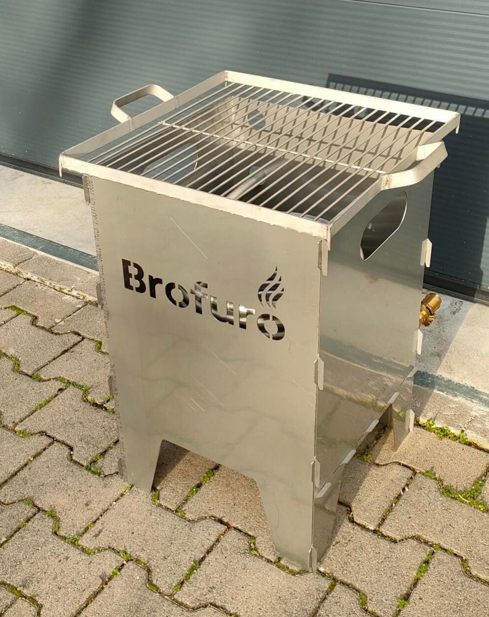 Houtgestookte zwembadverwarming met BBQ functie