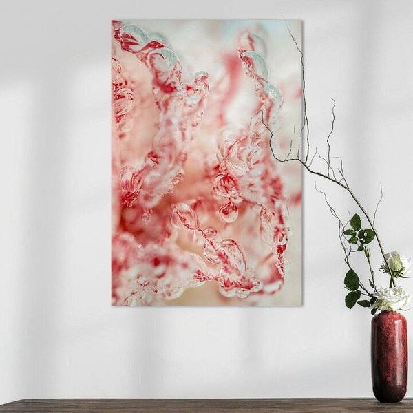 Red and pink bubbles