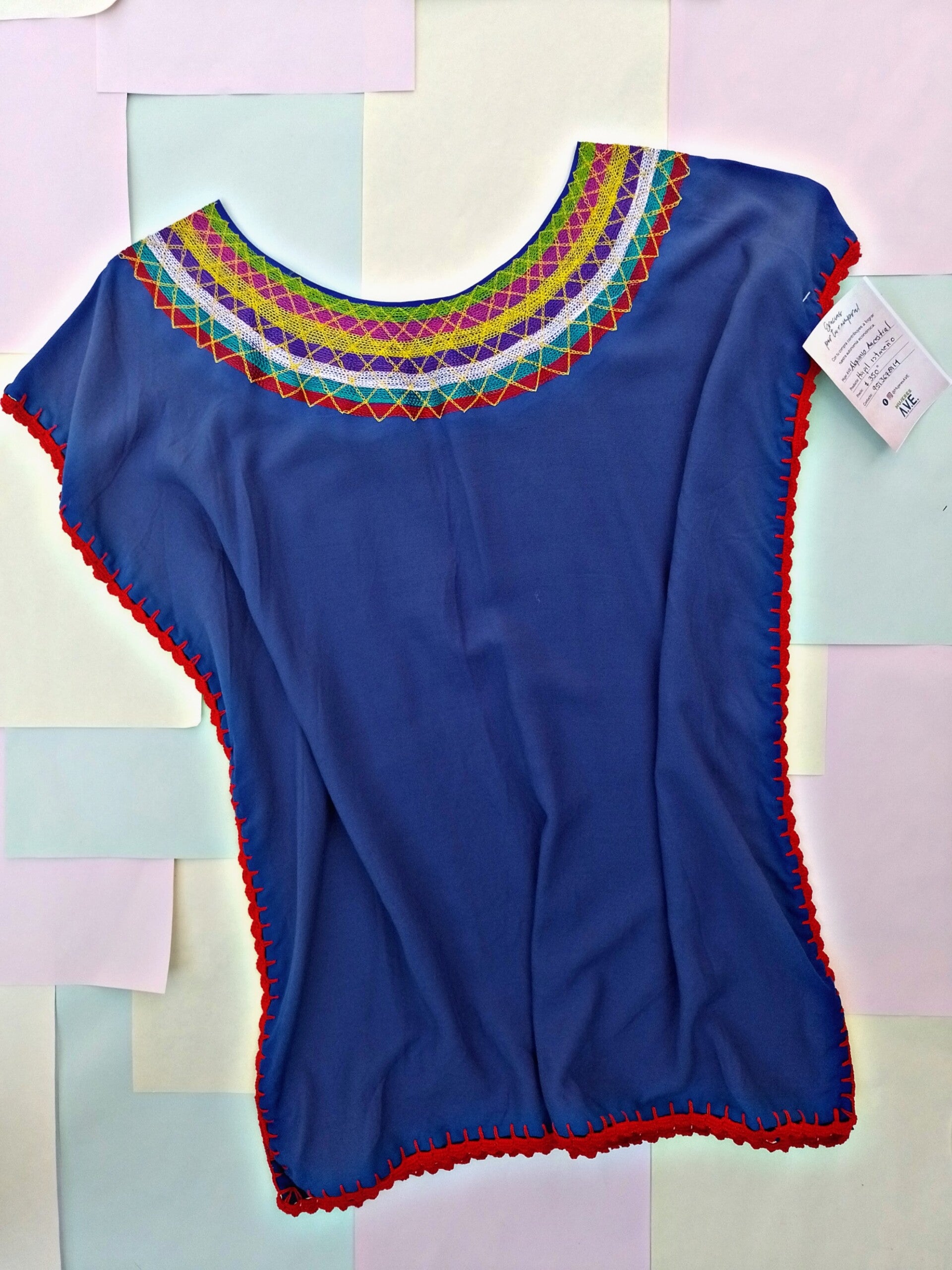 Blusón istmeño cerrado con tejido de algodón