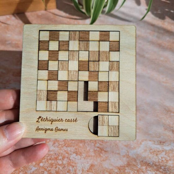 L'échiquier cassé
