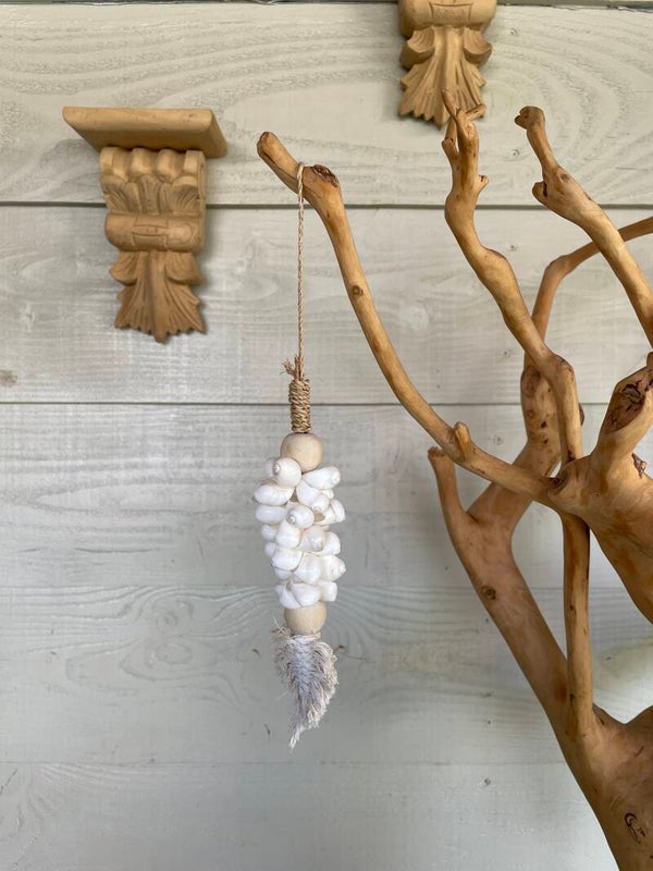 Schelpenhanger tassel wit