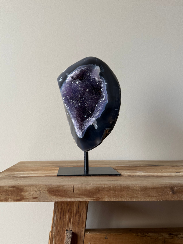 Amethist Geode op Standaard – 25 cm – Uruguay – 3,1 kg