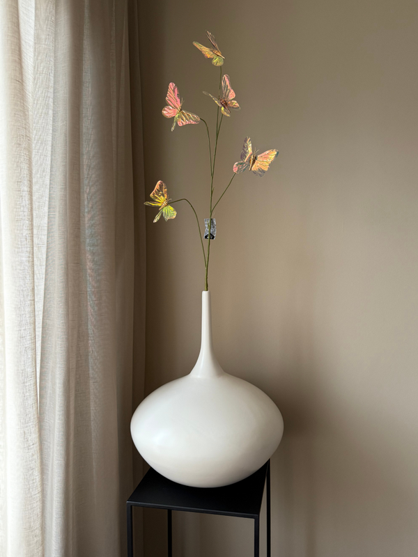 Holografische Zijde Vlindertak – 104 cm | Luxe Decoratie met 5 Vlinders