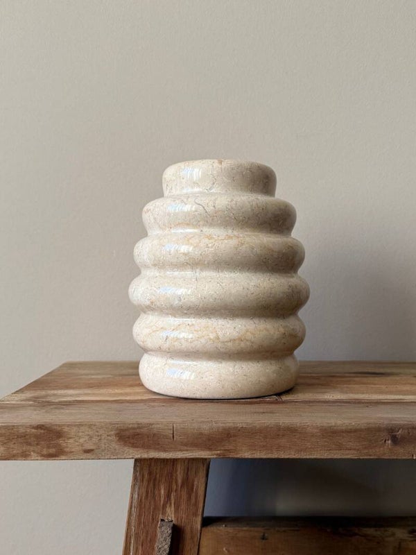 Handgemaakte Marmeren Vaas – Hidden Pieces