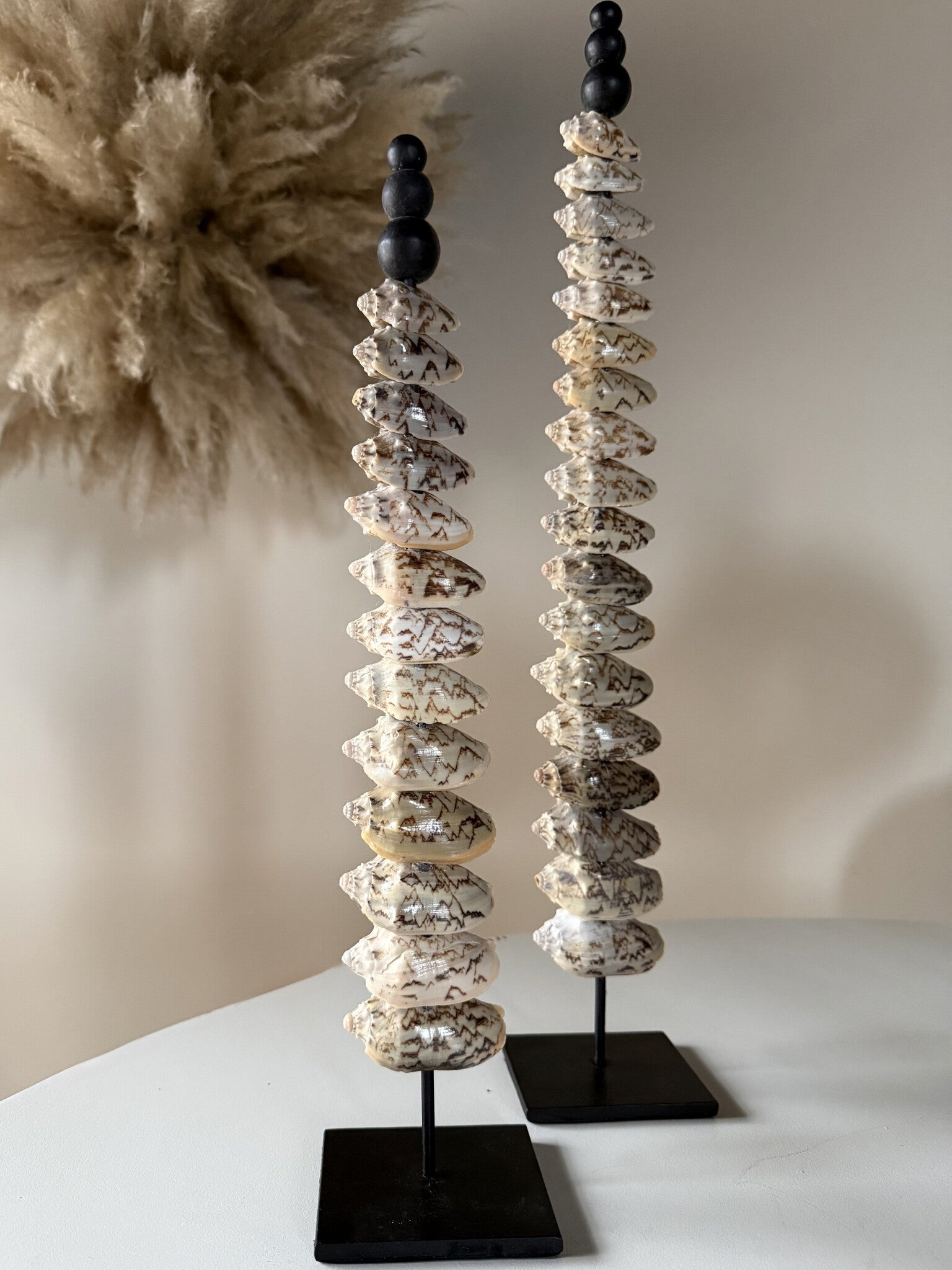 Schelpentoren “Ternate” op Standaard – Handgemaakt Ornament