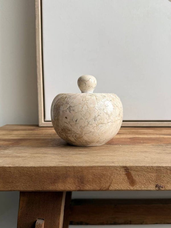 Stone Jar Java – Beige marmeren pot met deksel