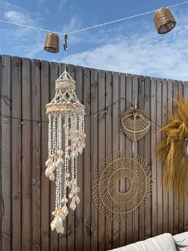 Handgemaakte Windgong Chandelier Stairway van Schelpen – Authentiek Indonesisch Vakmanschap voor een Rustgevende Sfeer