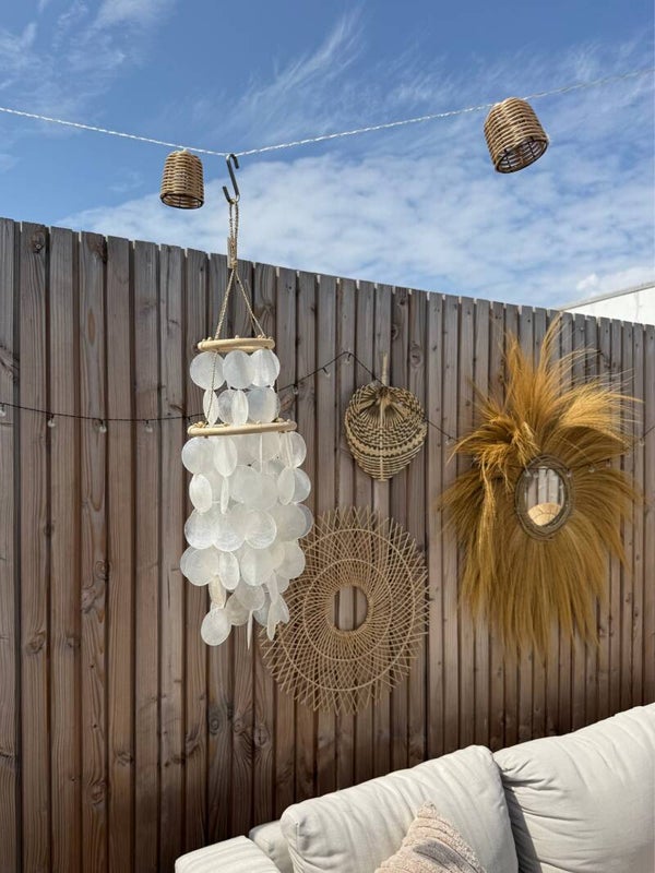 Handgemaakte Capiz Windgong ‘Chandelier Zensa’ – Luxe Boho Elegantie met een Rustgevend Geluid