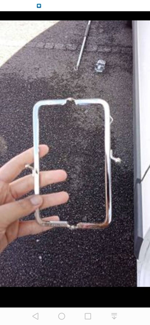 Support a porte monnaie ou pochettes