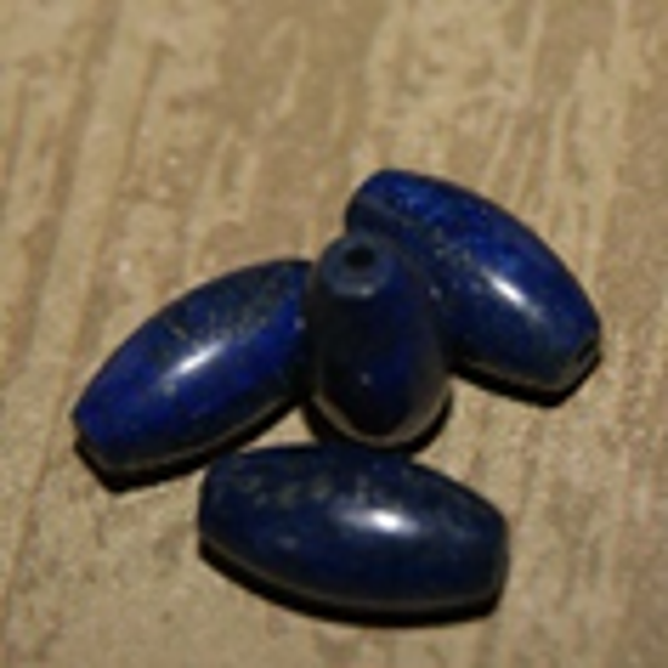 perle lapis lazulli 16x8