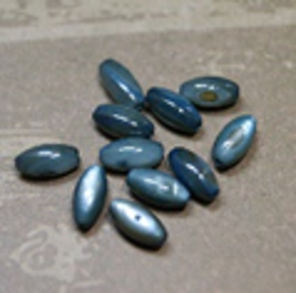 perle nacre goutte BLEU pétrole 10x5