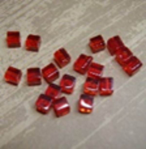 cube verre ROUGE (6x6)