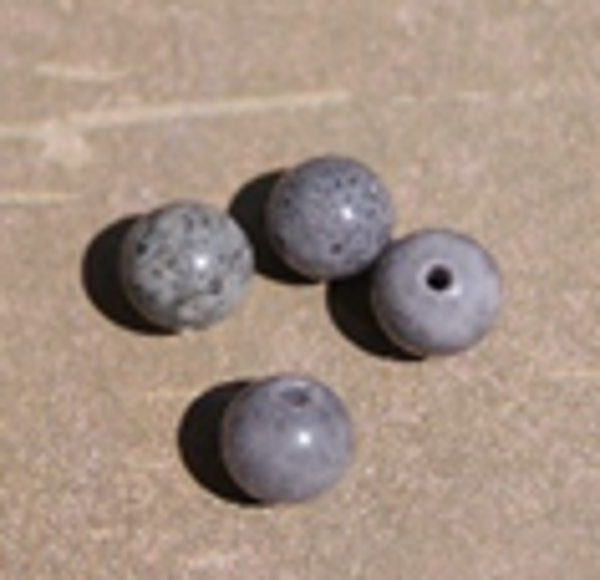 perle jade GRIS Ø8
