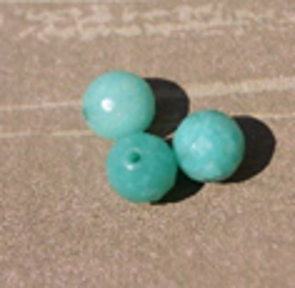 perle jade TURQUOISE "FACETÉ  " Ø10