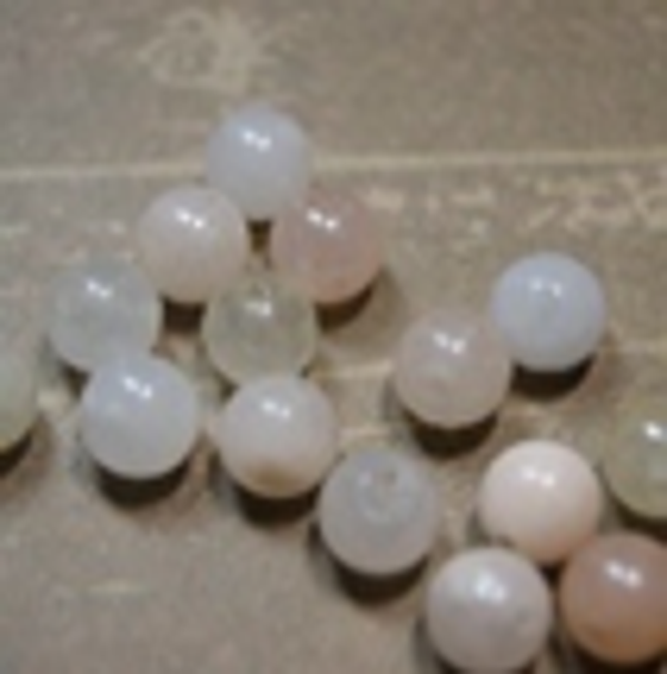 perle agate gris blanc