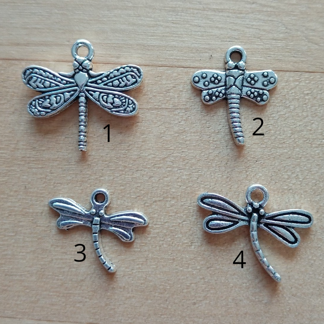 Différente Libéllule