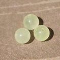 perle jade jaune pâle Ø8