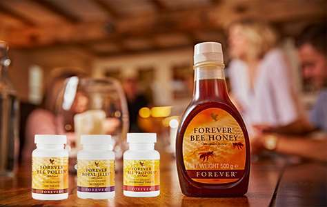 Ontdek bijenproducten van Forever: propolis, honing, royal jelly en bijenpollen. Ervaar de kracht van bijenproducten van Forever Living Products! Van propolis en honing tot royal jelly en bijenpollen. Honing uit het hooggebergte voor een pure, natuurlijke