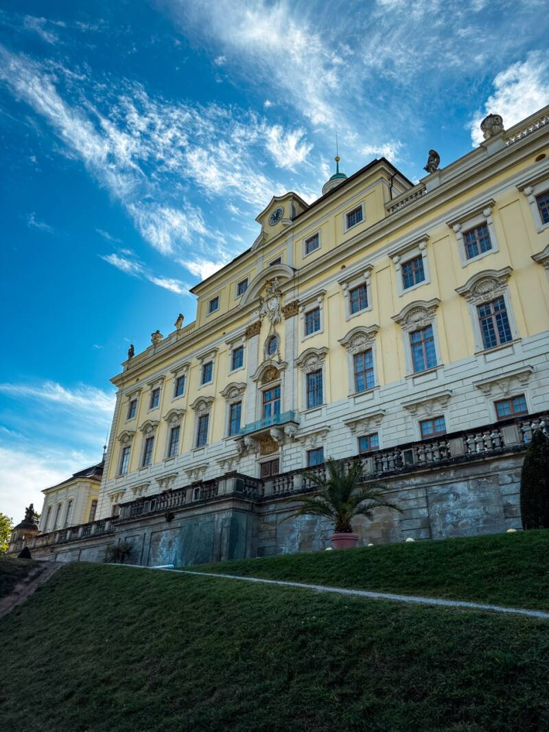 bluehendes-barock-ludwigsburg-im-herbst-standard.jpg