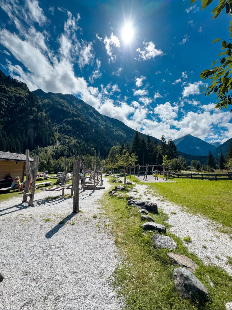 familienausflug-stubaital-mit-kind-standard.jpg