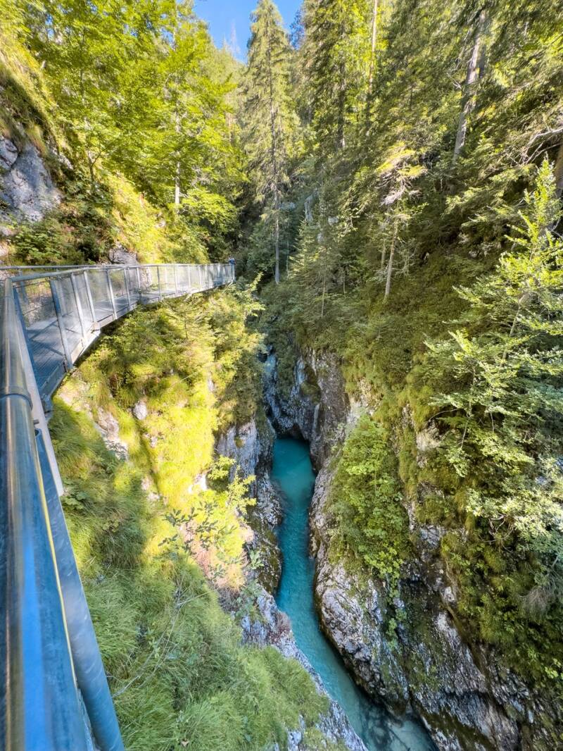 geisterklamm-leutasch-bach-standard.jpg
