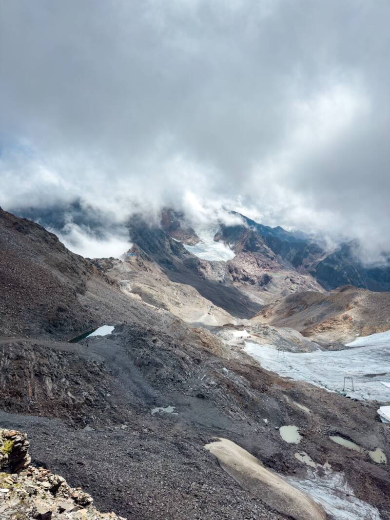 gletscherlandschaft-stubaier-gletscher-standard.jpg