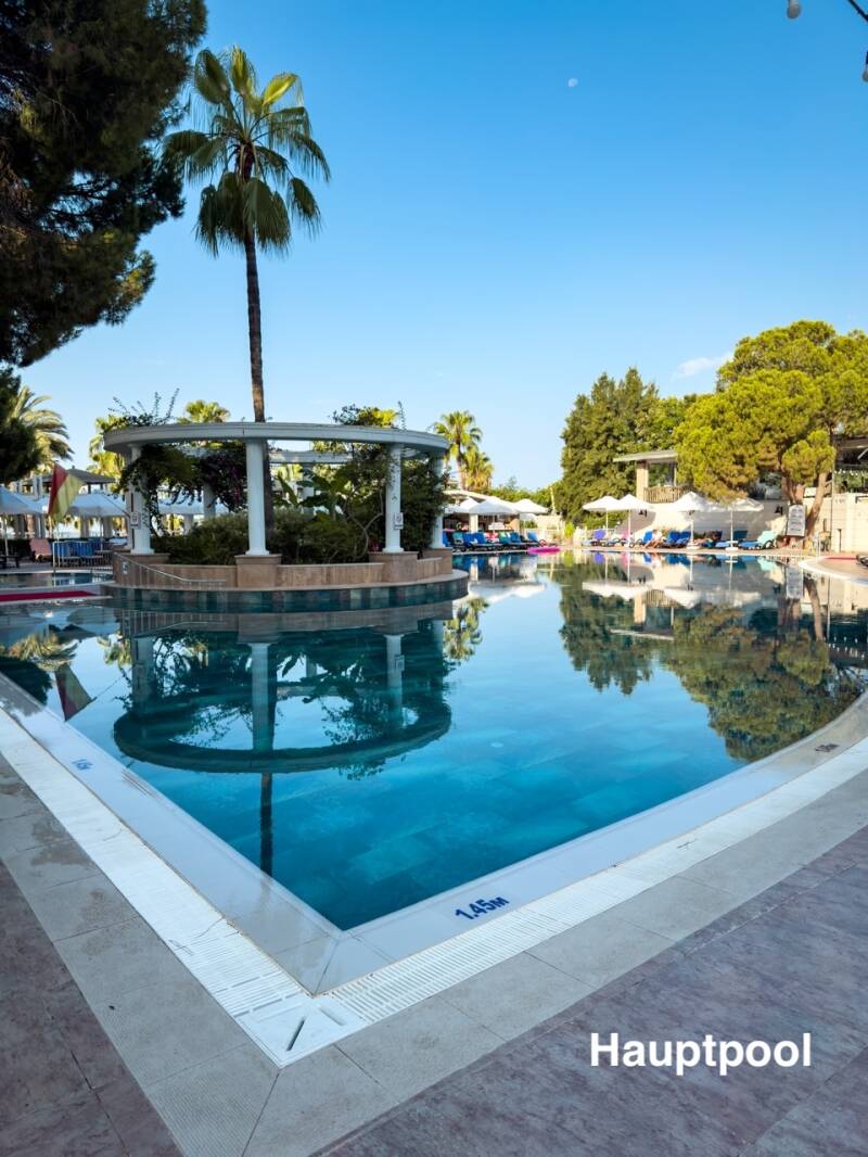 pool-hotel-oleander-standard.jpg
