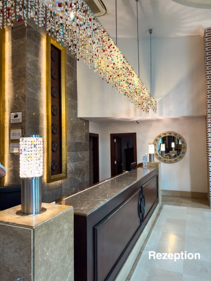 rezeption-hotel-oleander-standard.jpg