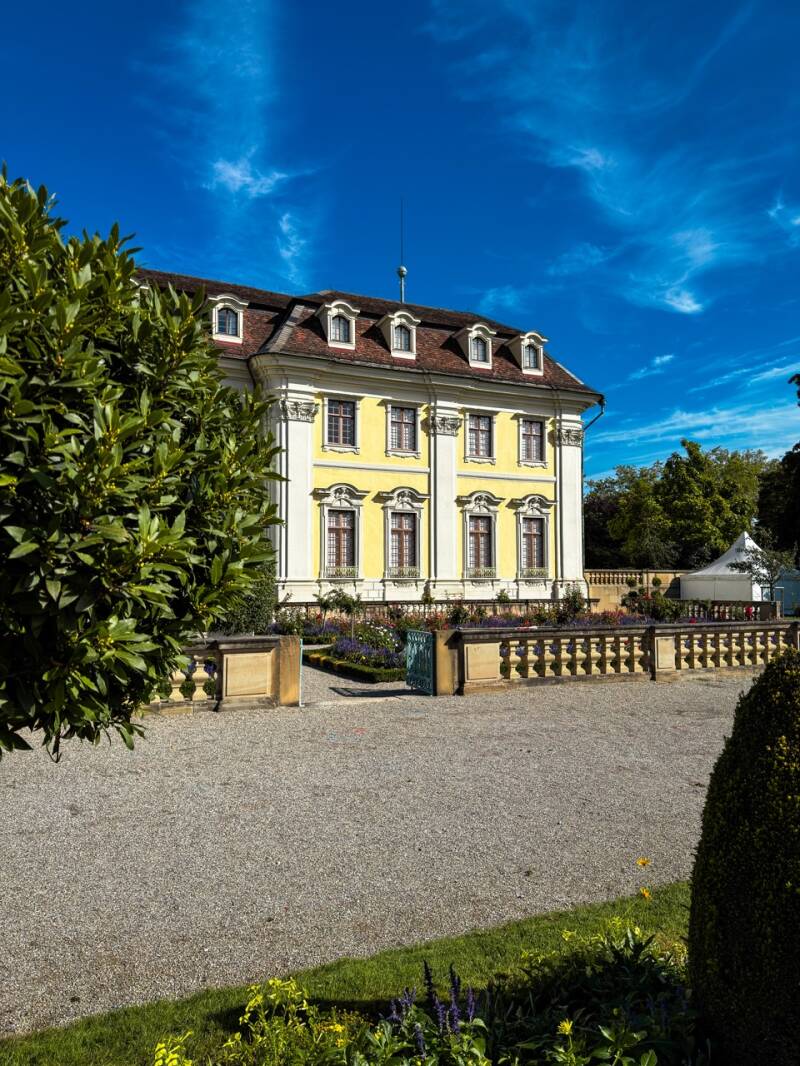 schloss-ludwigsburg-baden-wuerttemberg-standard.jpg