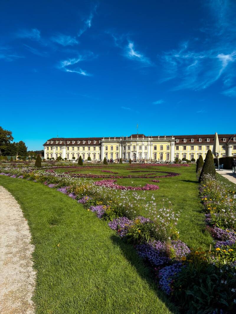 schloss-ludwigsburg-schlossgarten-standard.jpg