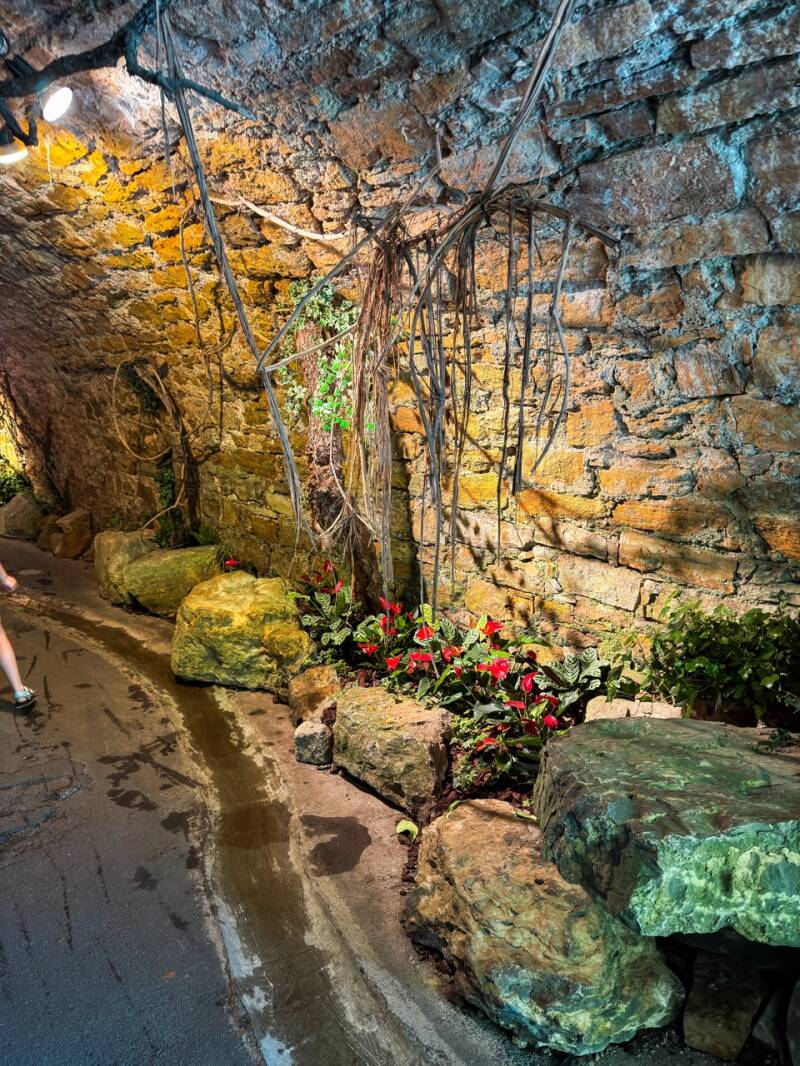 tunnel_schloss_ludwigsburg-standard.jpg