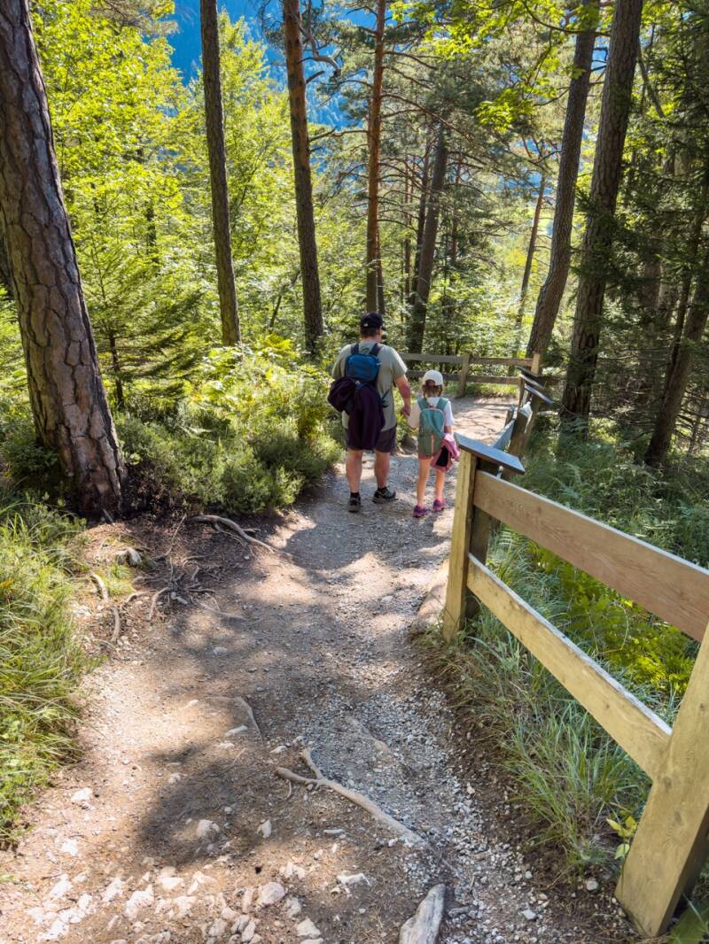 wanderung-leutasch-mittenwald-familie-standard.jpg