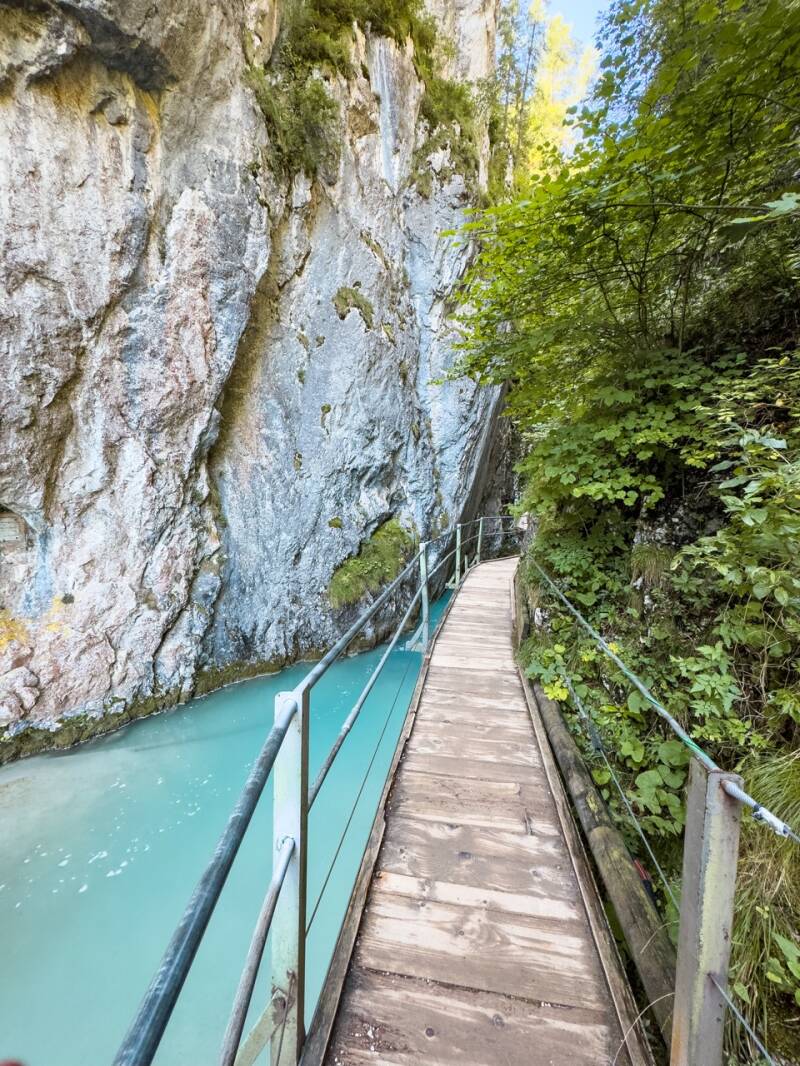 wasserfallsteig-mittenwald-wanderweg-standard.jpg
