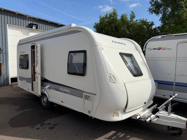 Hobby Excellent 495 Caravan + mover + thule omnistor + luifel
