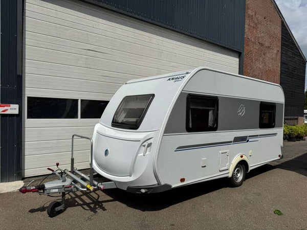 Knaus Sport 420 QD Caravan + mover + luifel