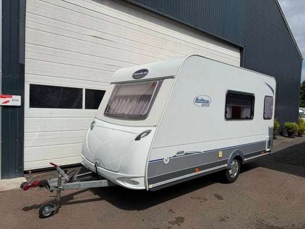 Caravelair Ambiance Style 400 Caravan + luifel