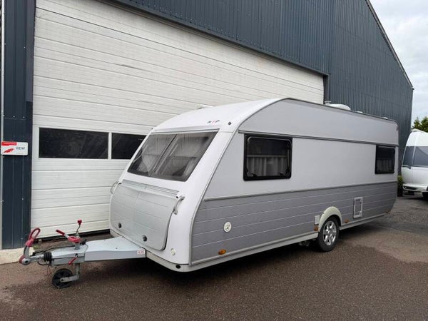 Kip GreyLine 53 TEB Caravan + mover + voortent + luifel