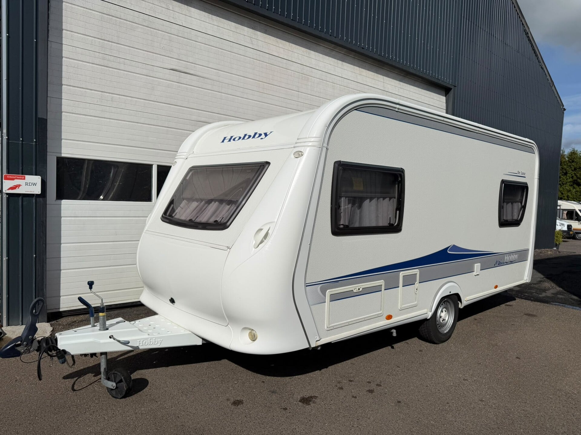 Hobby De Luxe 455 UF Caravan + voortent + luifel