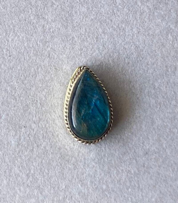 Labradorite sertie laiton doré
