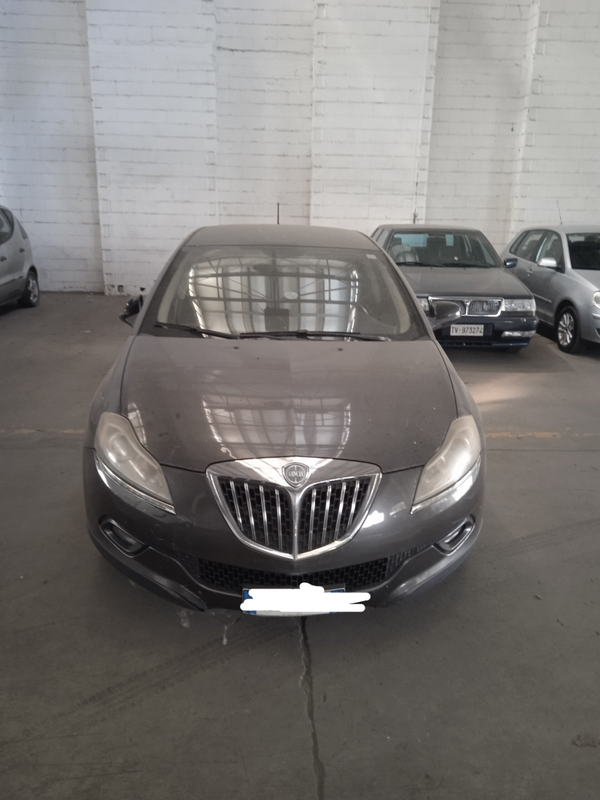 Lancia Delta Platino