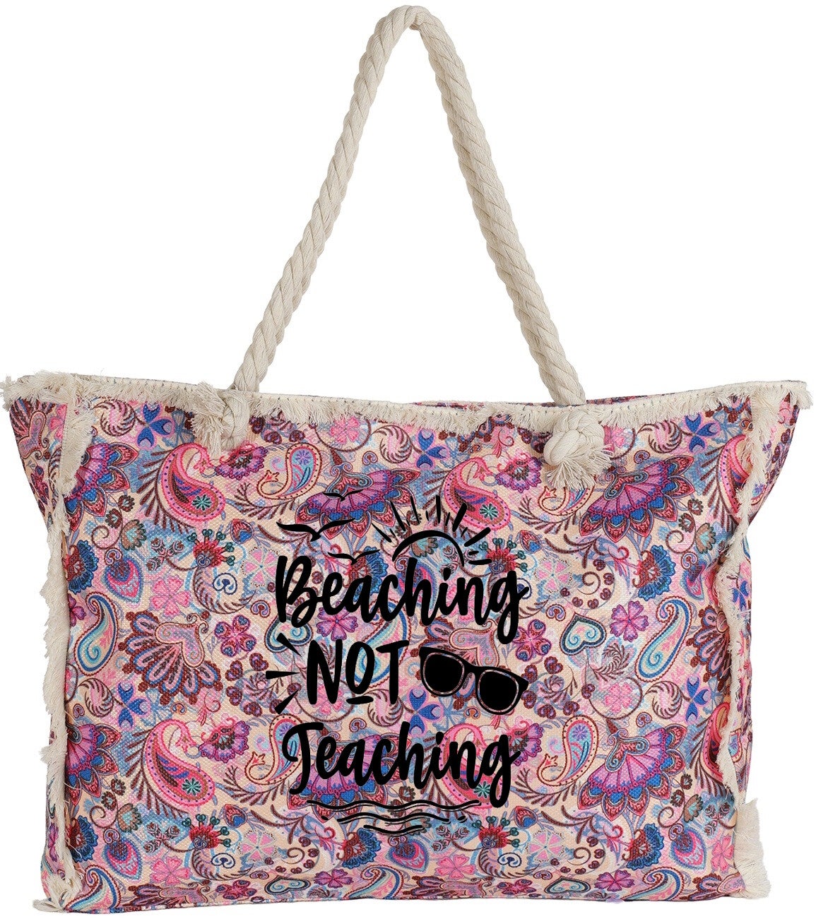 Gaat jou Juf op vakantie deze zomer? En wil je haar bedanken voor het afgelopen schooljaar? Dan hebben wij van Jubi Cadeautjes het perfecte en het handigste cadeautje voor haar! Deze super leuke, zomerse strandtas met de tekst: Beaching not teahcing! 